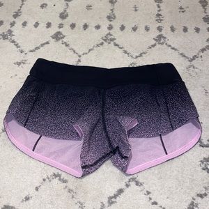 LuluLemon Speed Up Low-Rise Short 2.5” Size 4